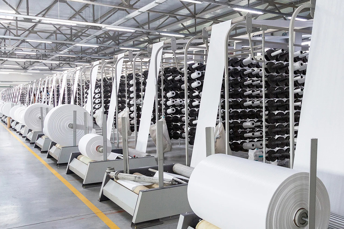 Connexions mondiales et technologie